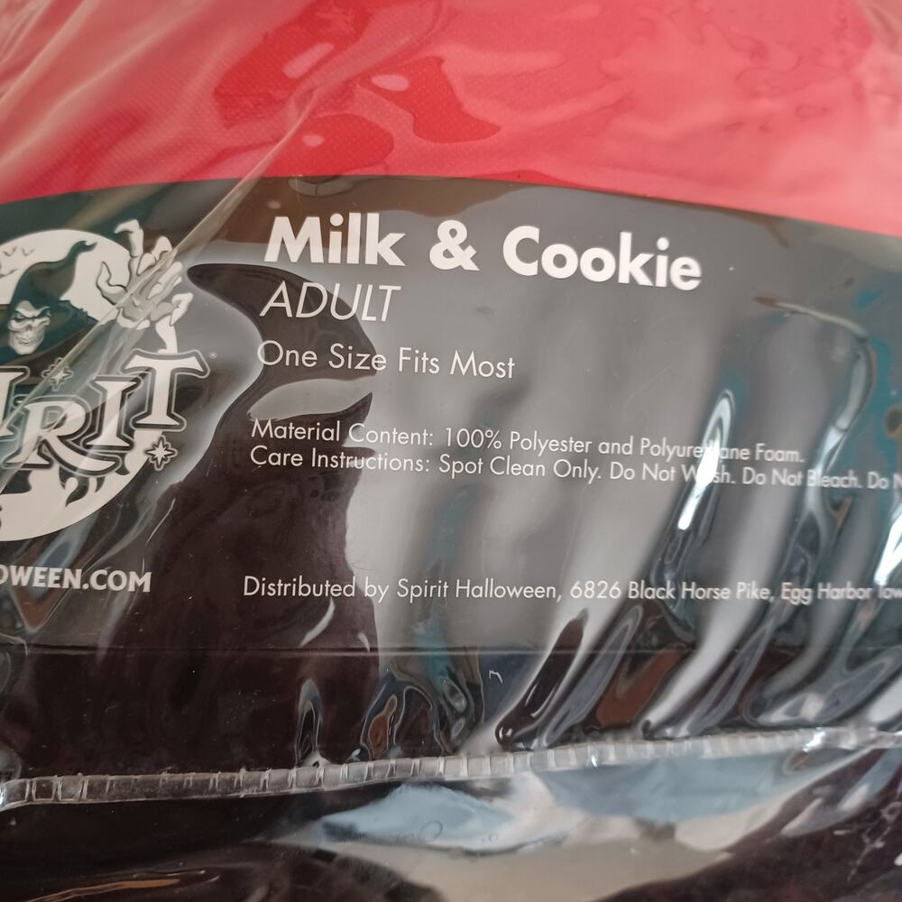 Milk and Cookie Couples Halloween Costume - Picture 4 of 4